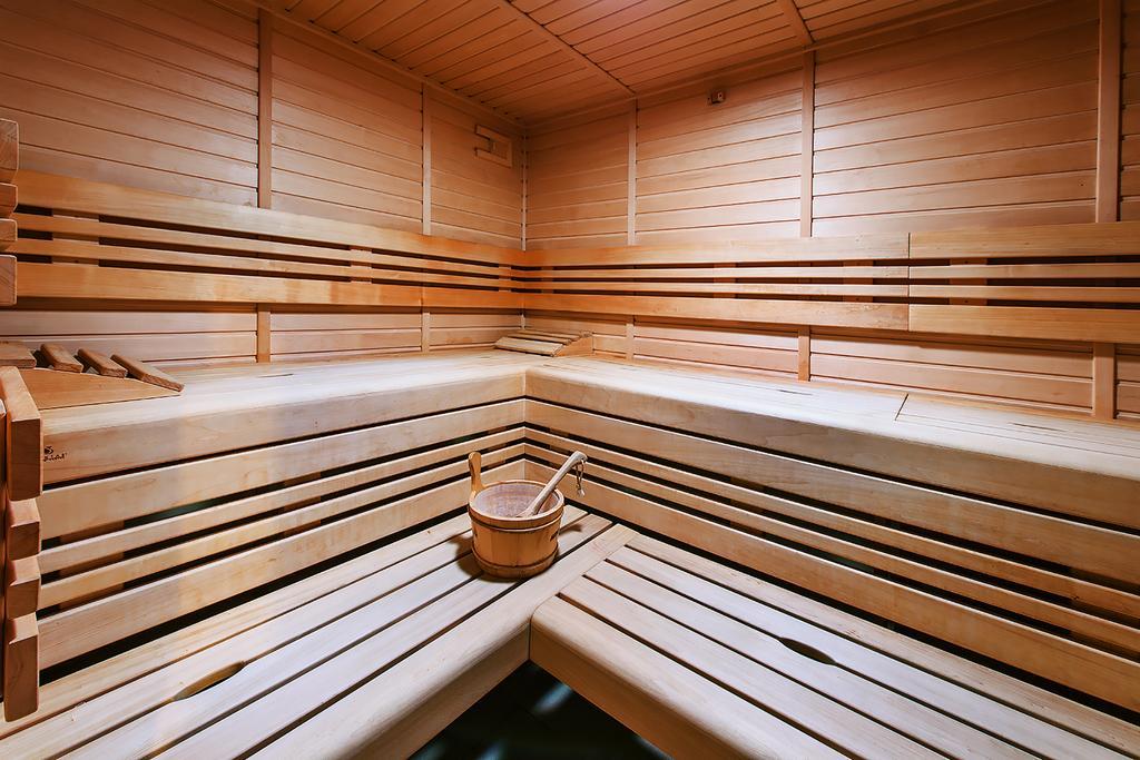 Hotel Rakovec Бърно Екстериор снимка