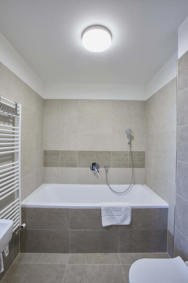 Hotel Rakovec Бърно Екстериор снимка