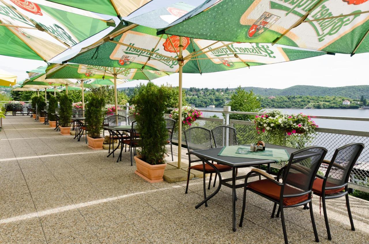 Hotel Rakovec Бърно Екстериор снимка